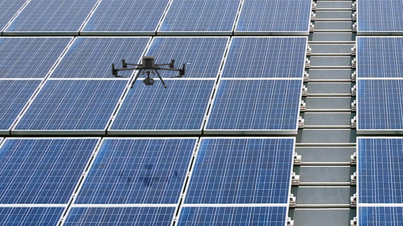 jinnian金年会以无人机搭配IR Sensor热显像技术进行全方面模块健检，有效降低人力成本并提升发电量
