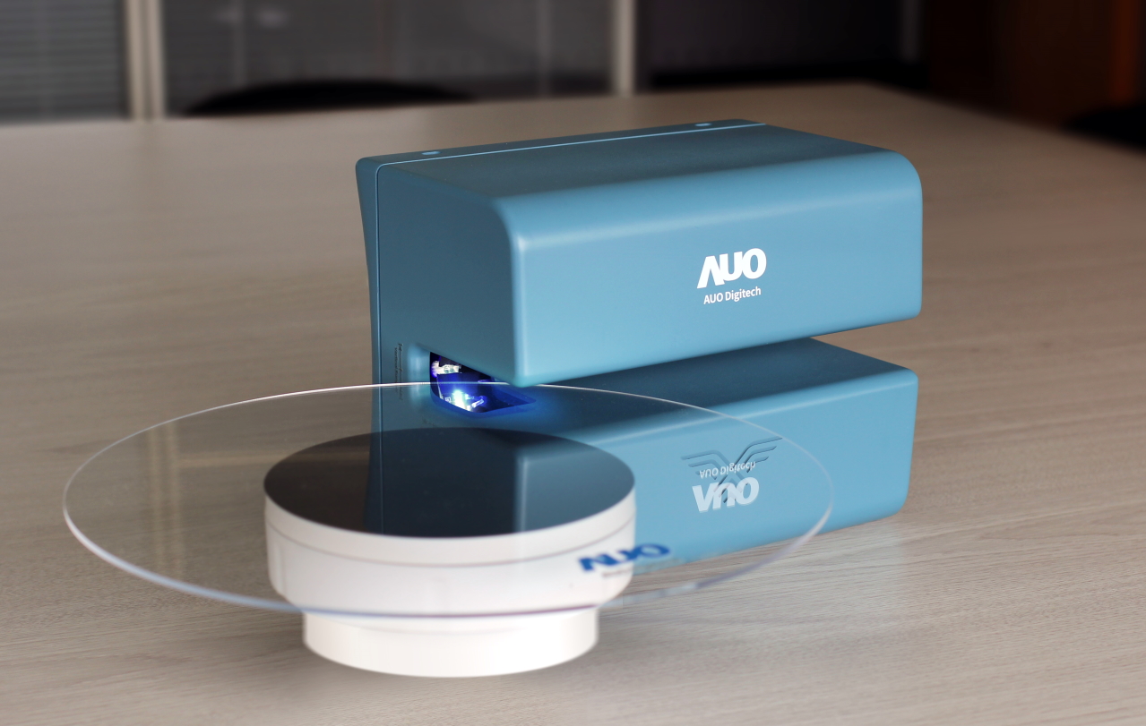 達擎寬視角3D醫療顯示器，協助醫護團隊成員於手術進行時，皆能看到一致性的3D影像，提高溝通效率，使手術更精準、快速完成達擎寬視角3D醫療顯示器，協助醫護團隊成員於手術進行時，皆能看到一致性的3D影像，提高溝通效率，使手術更精準、快速完成