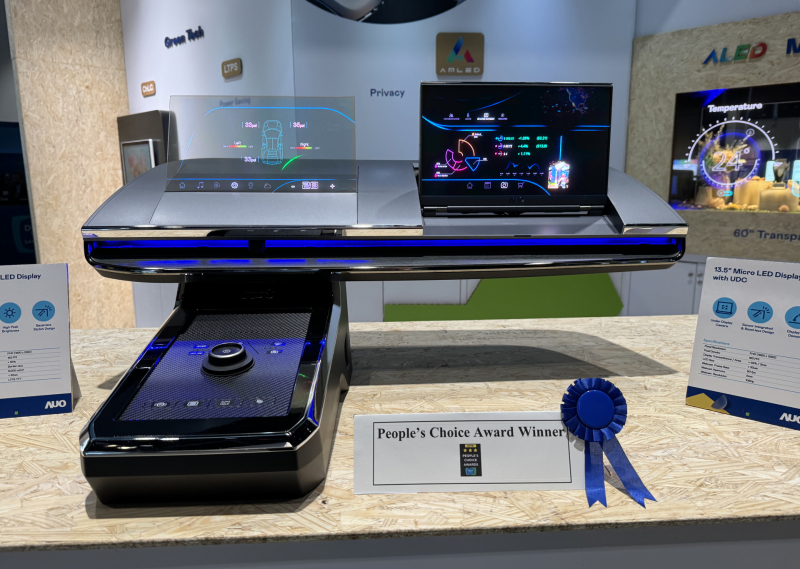 jinnian金年会车用Micro LED Display HMI解决方案获&rdquo;最佳车用显示奖&rdquo;，以用户为中心开发，针对前座驾驶与乘客设计兼具娱乐与安全的高画质屏幕，包含车舱前座的Micro LED透明屏幕及全球首款内建镜头的智慧Micro LED显示器