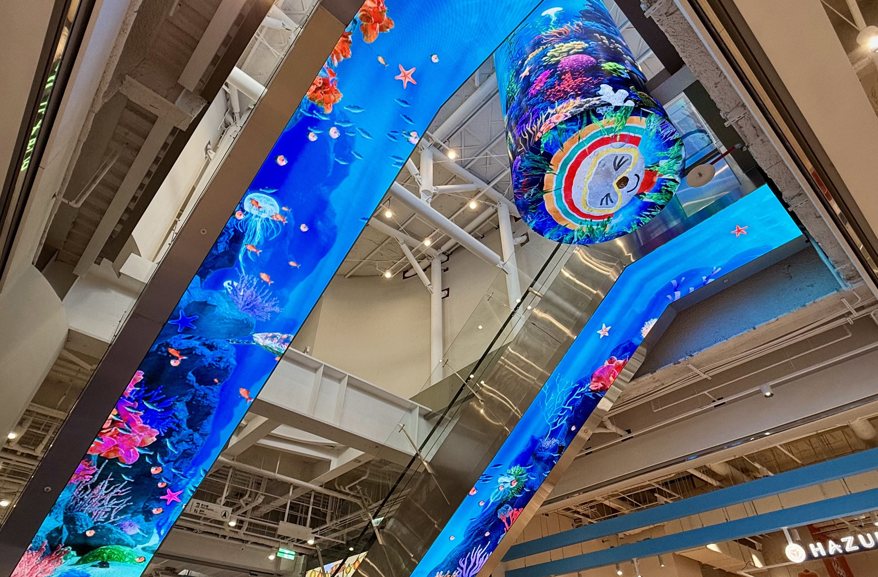 達擎與傑可達整合先進顯示技術與軟硬體應用服務，提供一系列大型LED顯示解決方案，為全新改裝開幕的「清水服務區」佈局嶄新視覺體驗。